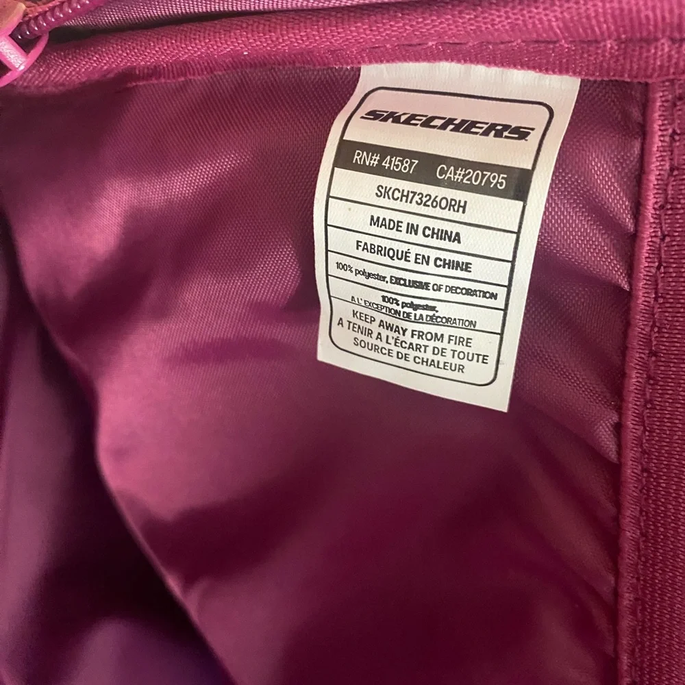 Skechers measures approximately